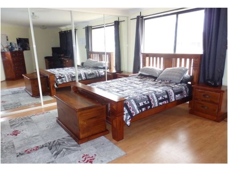 61 Chelmsford Avenue, Port Kennedy WA 6172