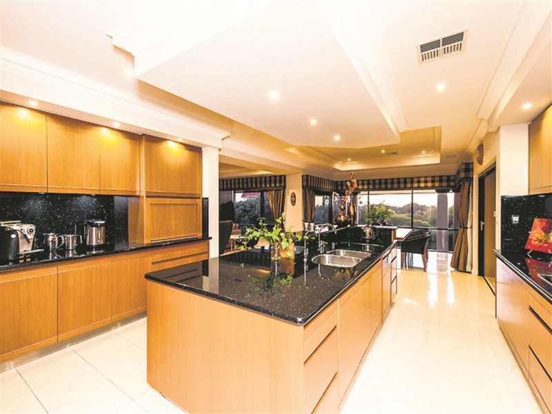 21 Monte Carlo Heights, Port Kennedy WA 6172
