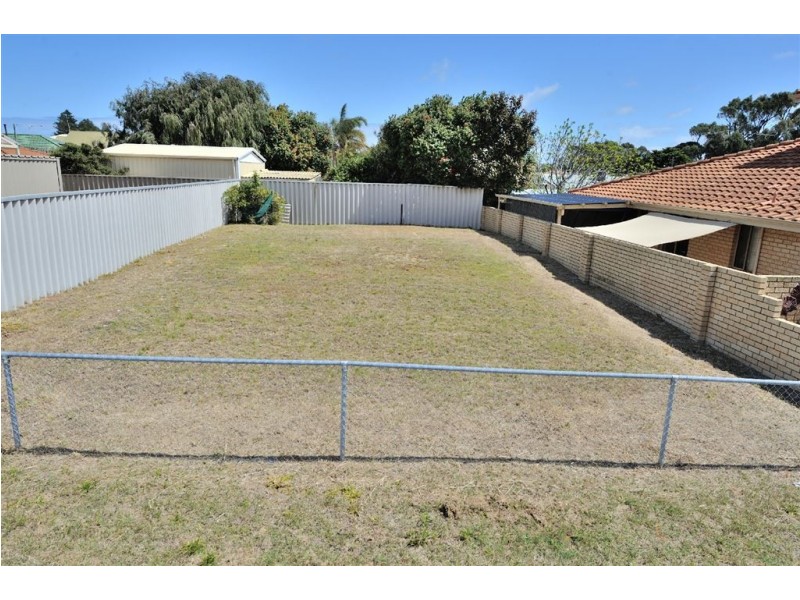 49 Waimea Road, Safety Bay WA 6169