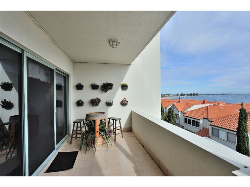 3/7 Railway Terrace, Rockingham WA 6168