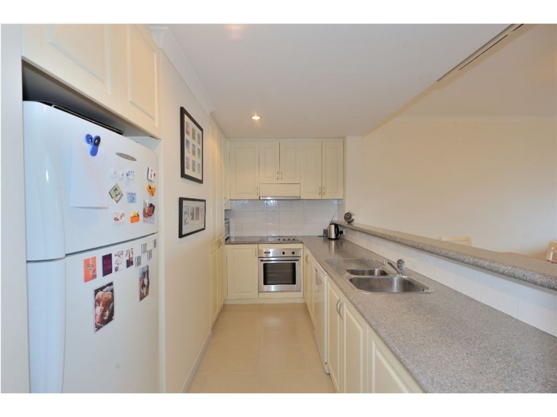 3/7 Railway Terrace, Rockingham WA 6168