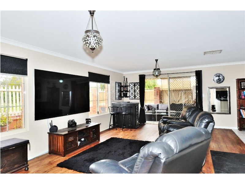 1/116 Lewington Street, Rockingham WA 6168