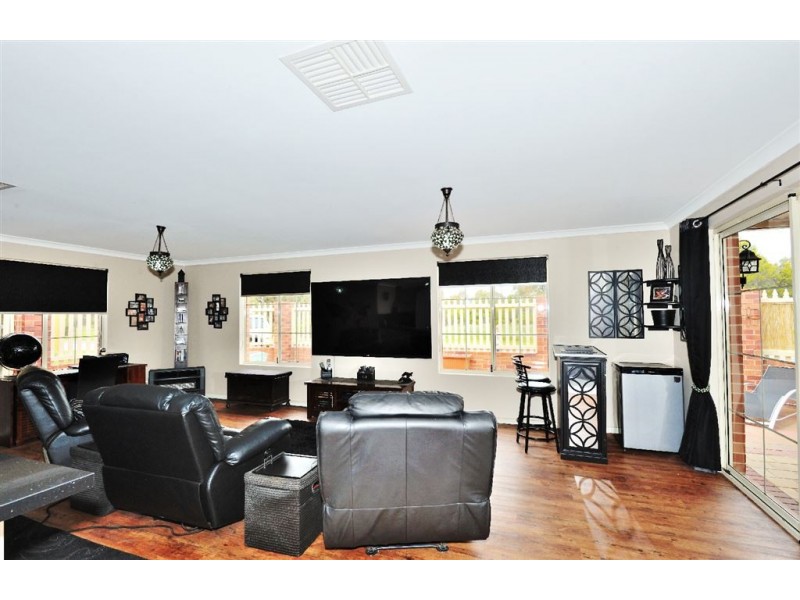 1/116 Lewington Street, Rockingham WA 6168