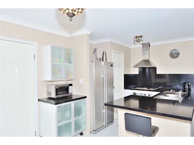 1/116 Lewington Street, Rockingham WA 6168