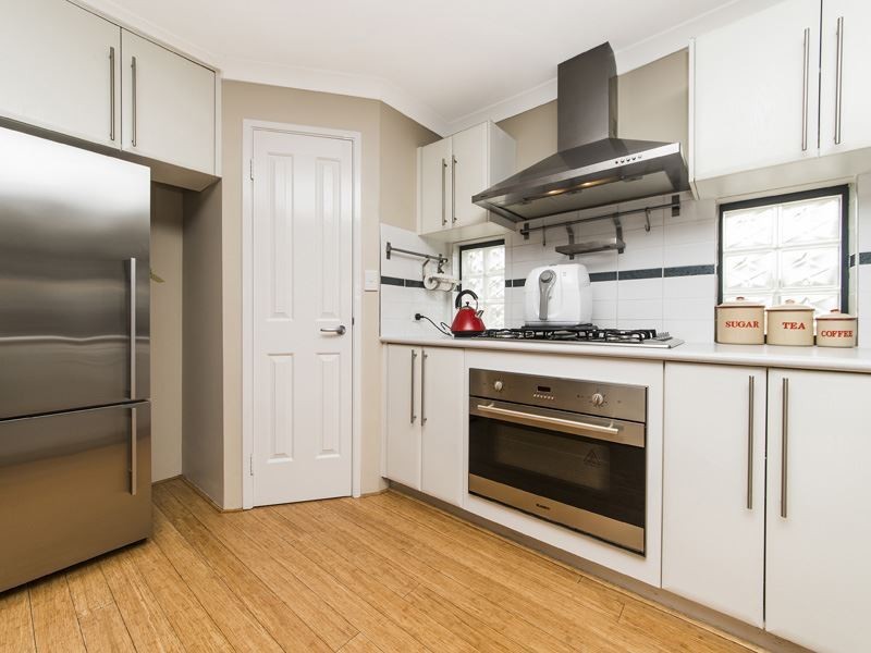 40 Bell Street, Rockingham WA 6168