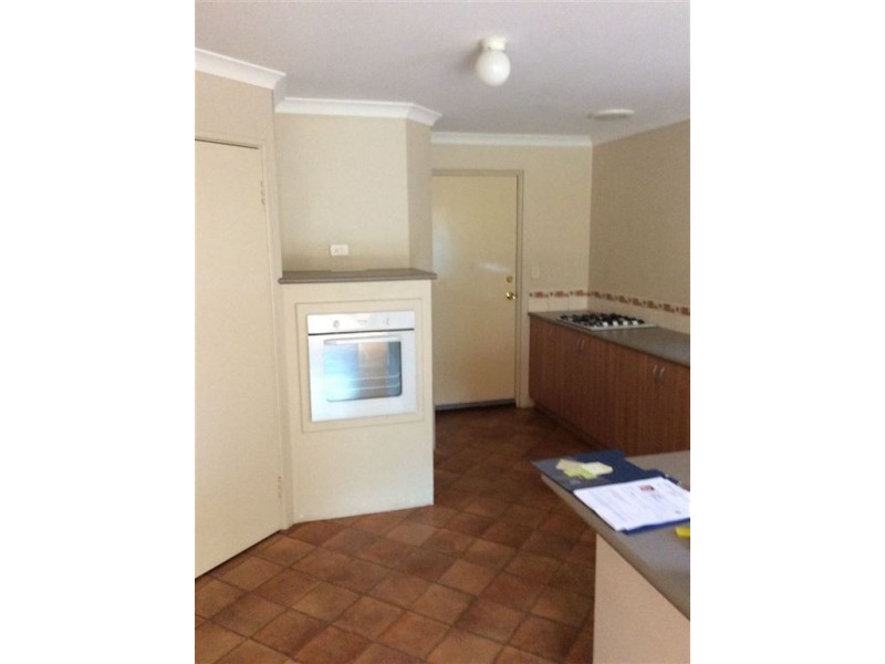 10 Berry Way, Bertram WA 6167