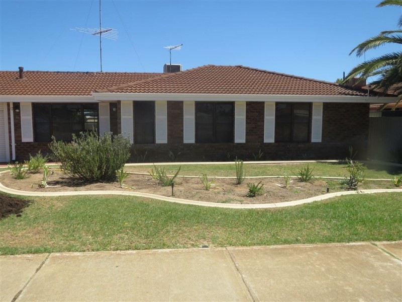 30 Waikiki Road, Safety Bay WA 6169