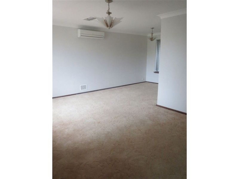 30 Waikiki Road, Safety Bay WA 6169