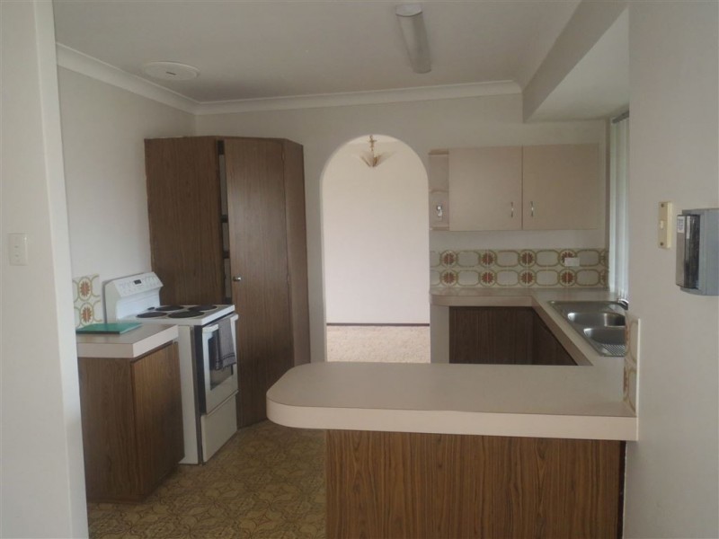 30 Waikiki Road, Safety Bay WA 6169