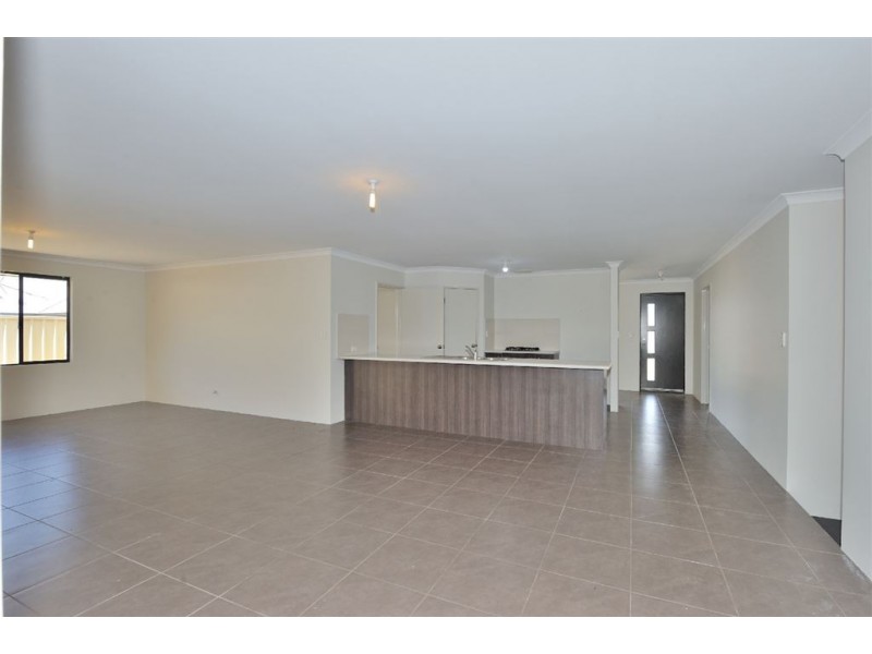 16 Remembrance Drive, Baldivis WA 6171