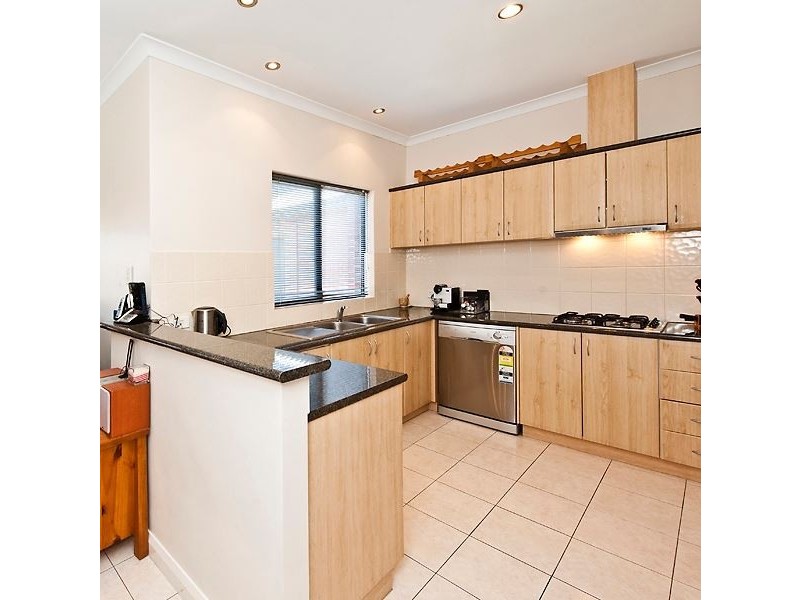 1/9 Victoria Street, Rockingham WA 6168