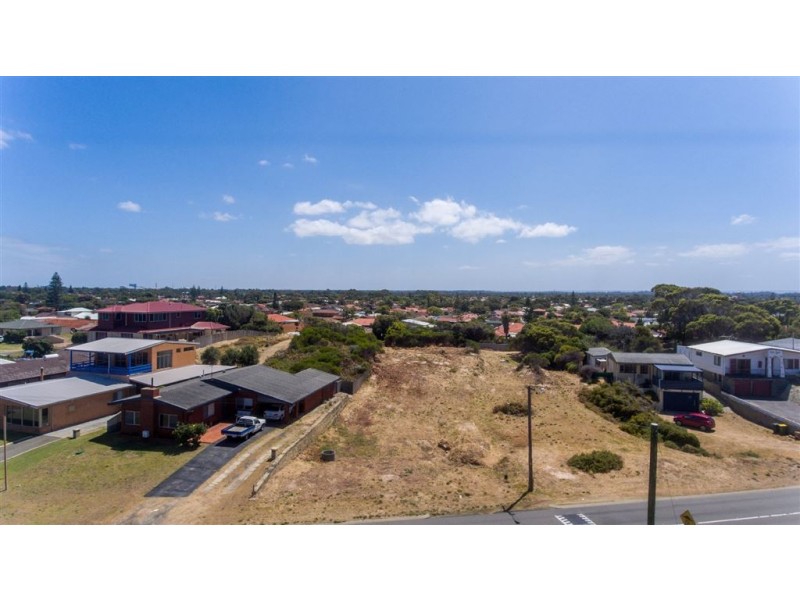 68A Warnbro Beach Road, Waikiki WA 6169