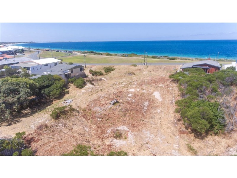 68A Warnbro Beach Road, Waikiki WA 6169