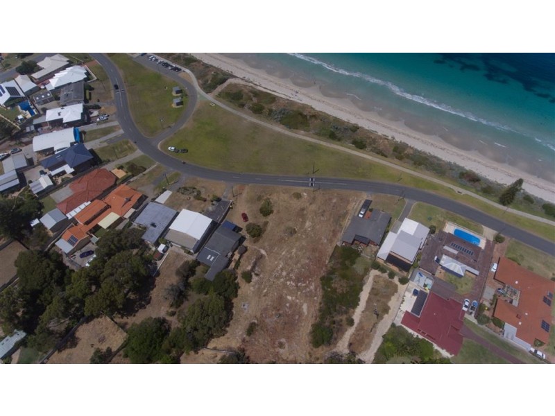 68A Warnbro Beach Road, Waikiki WA 6169