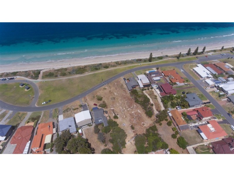 68A Warnbro Beach Road, Waikiki WA 6169
