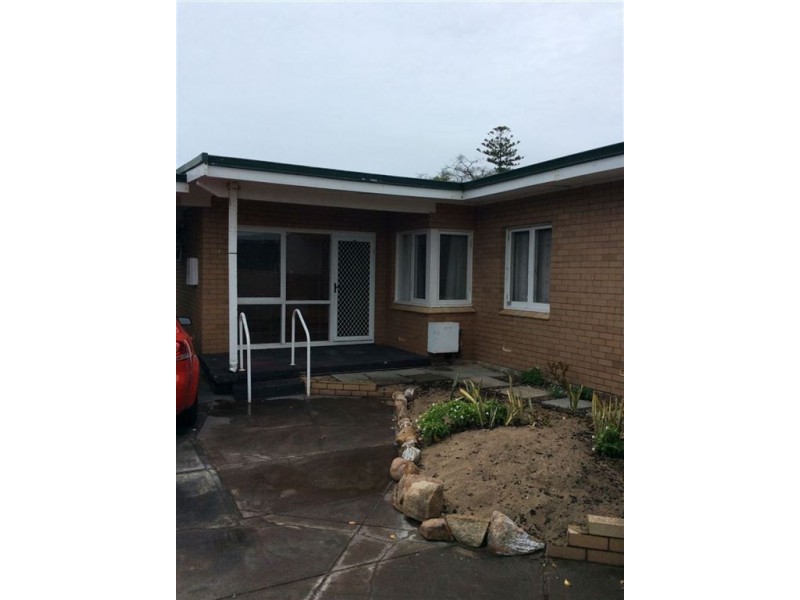 3/16 Griggs Way, Rockingham WA 6168