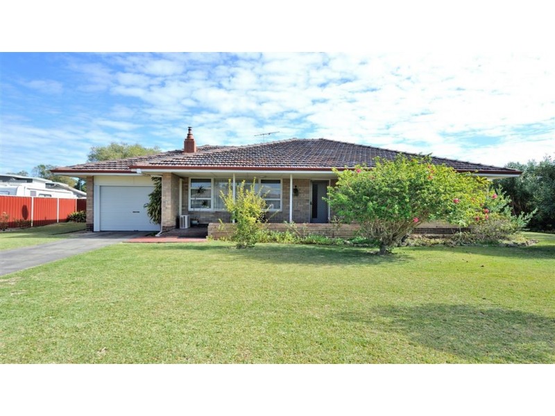 7 Vaux Street, Rockingham WA 6168