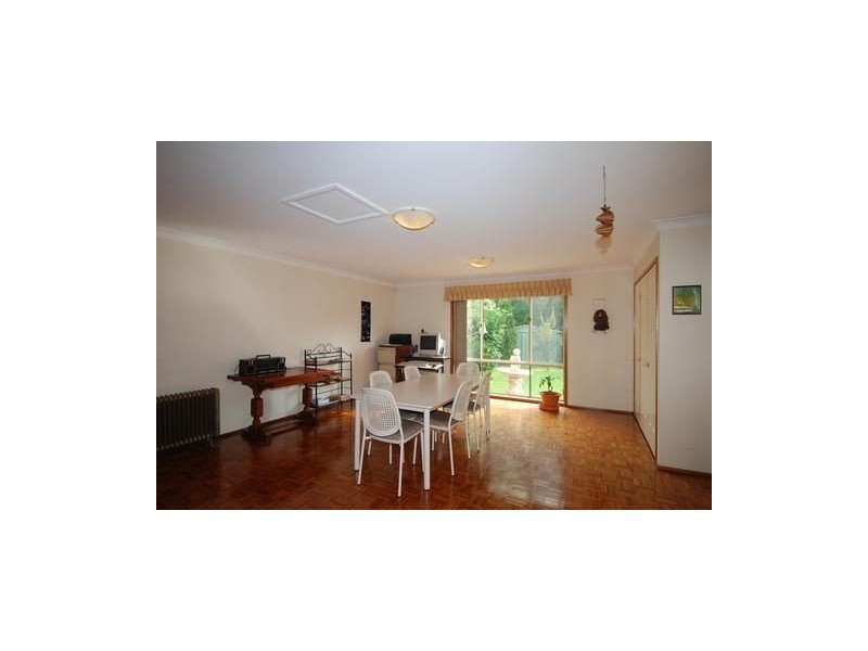 7 Chesterfield Rd, Epping NSW 2121
