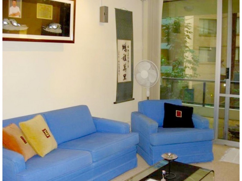 2 Parkside Lane, Chatswood NSW 2067