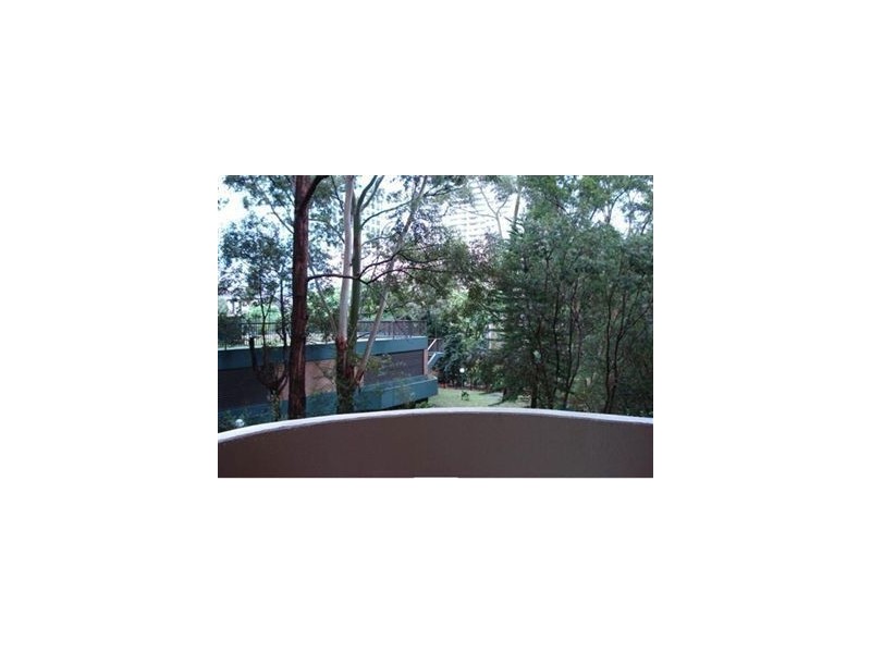 11/2 Parkside lane, Chatswood NSW 2067