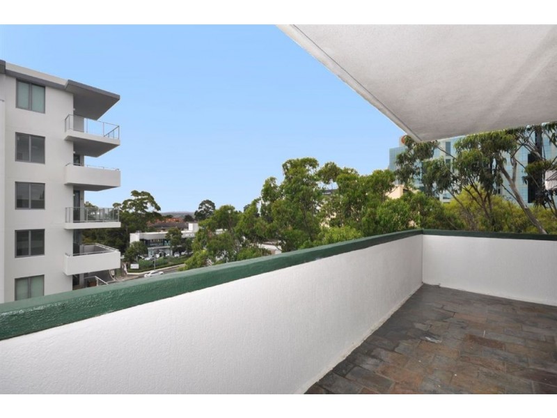 30/96 Albert Ave, Chatswood NSW 2067
