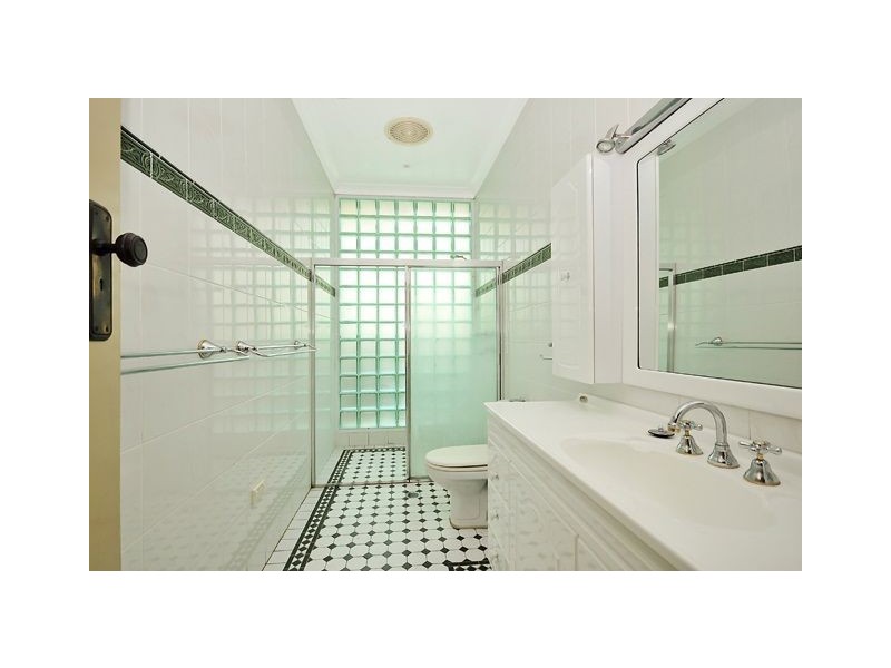 3 Crick St, Chatswood NSW 2067