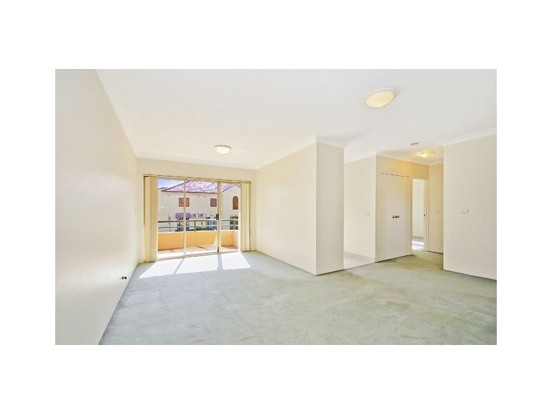 11/2 Wilson St, Chatswood NSW 2067
