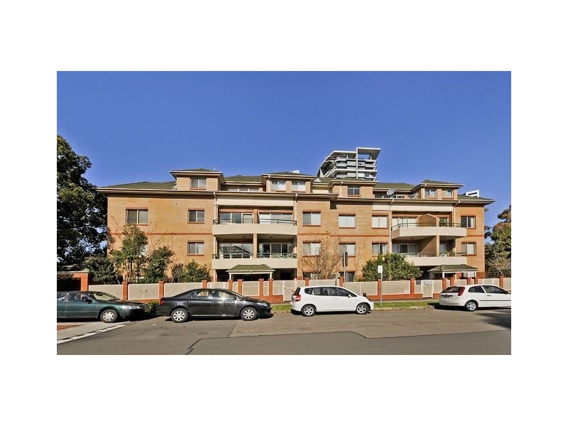 11/2 Wilson St, Chatswood NSW 2067