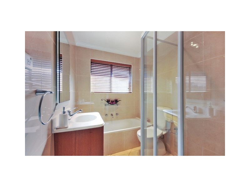 5/17 Doomben Ave., Eastwood NSW 2122