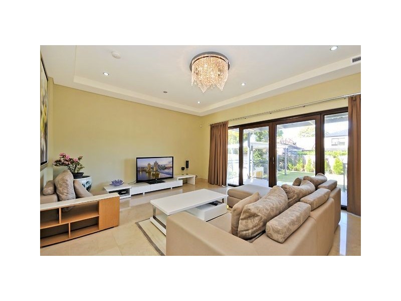. Highgate St, Strathfield NSW 2135