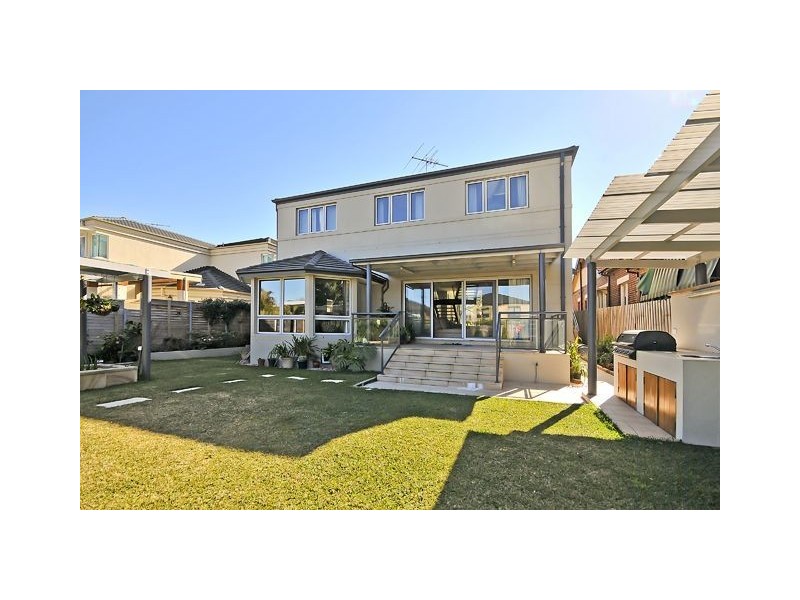 . Highgate St, Strathfield NSW 2135