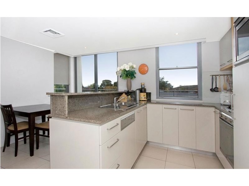 1 Day street,  2Bedroom + Study + Guest, Chatswood NSW 2067