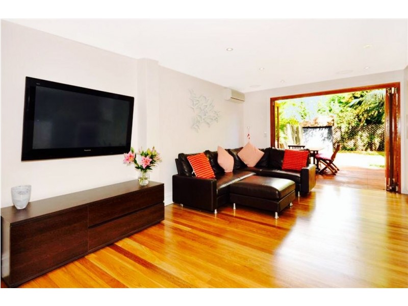 8 Moriarty Rd, Chatswood NSW 2067