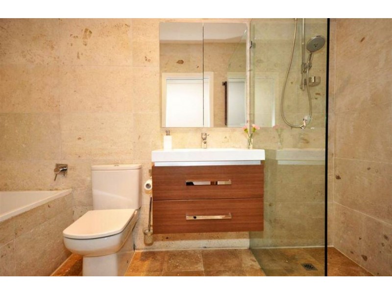 8 Moriarty Rd, Chatswood NSW 2067