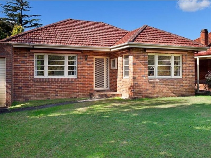 11 Warrane Rd, Roseville Chase NSW 2069
