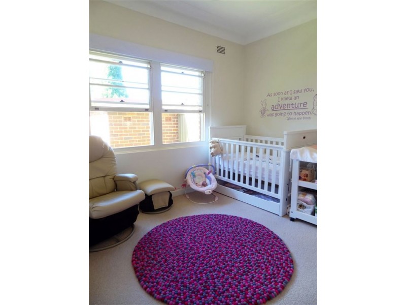 11 Warrane Rd, Roseville Chase NSW 2069