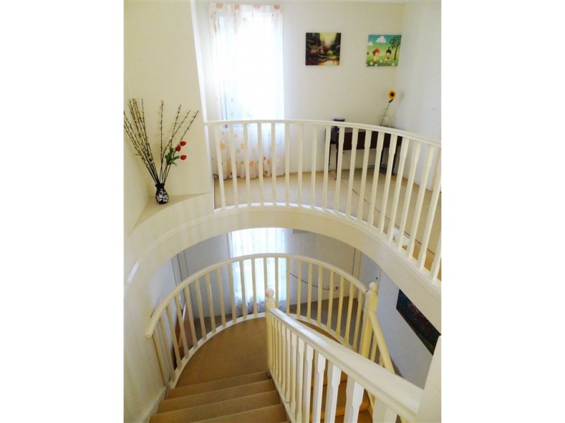 . Fullers Rd, Chatswood NSW 2067