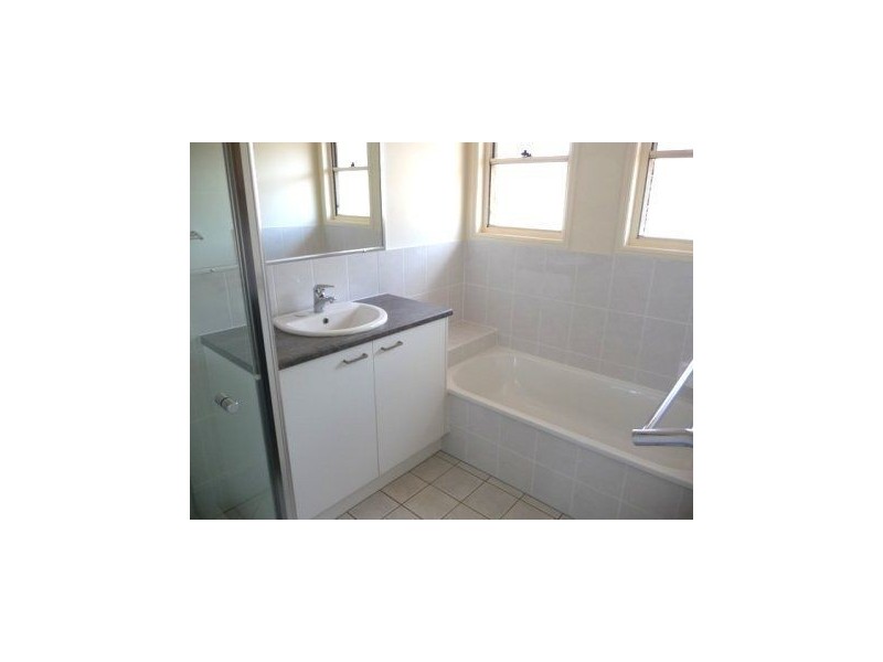 2/6 Butcher Street, Lawnton QLD 4501