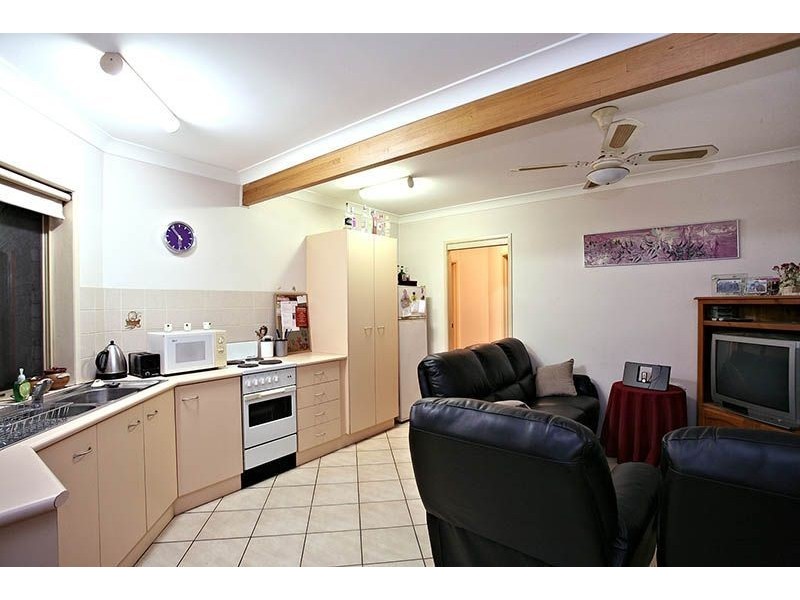 6 Sally Court, Warner QLD 4500
