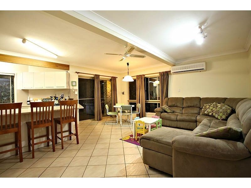 6 Sally Court, Warner QLD 4500