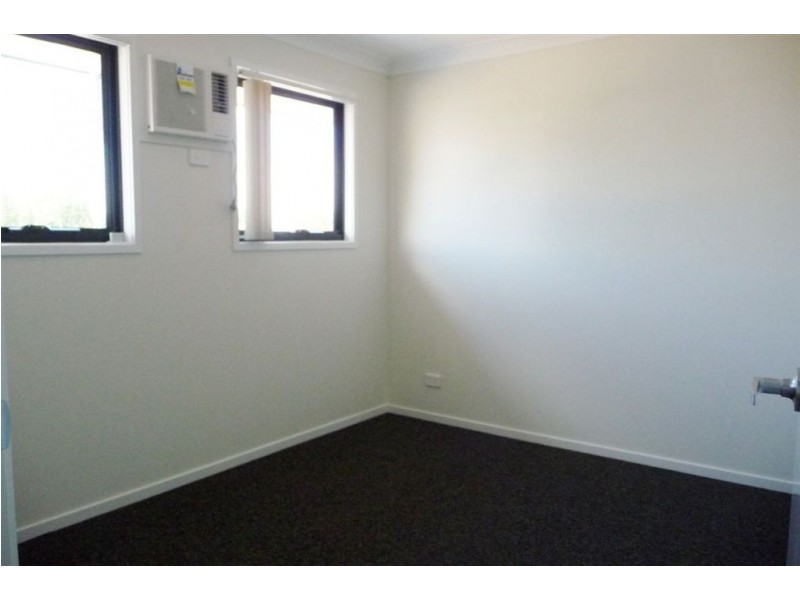 1/118 Samsonvale Rd, Strathpine QLD 4500