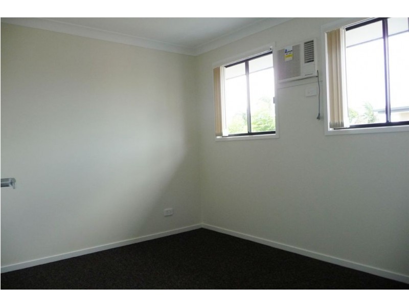 3/118 Samsonvale Rd, Strathpine QLD 4500