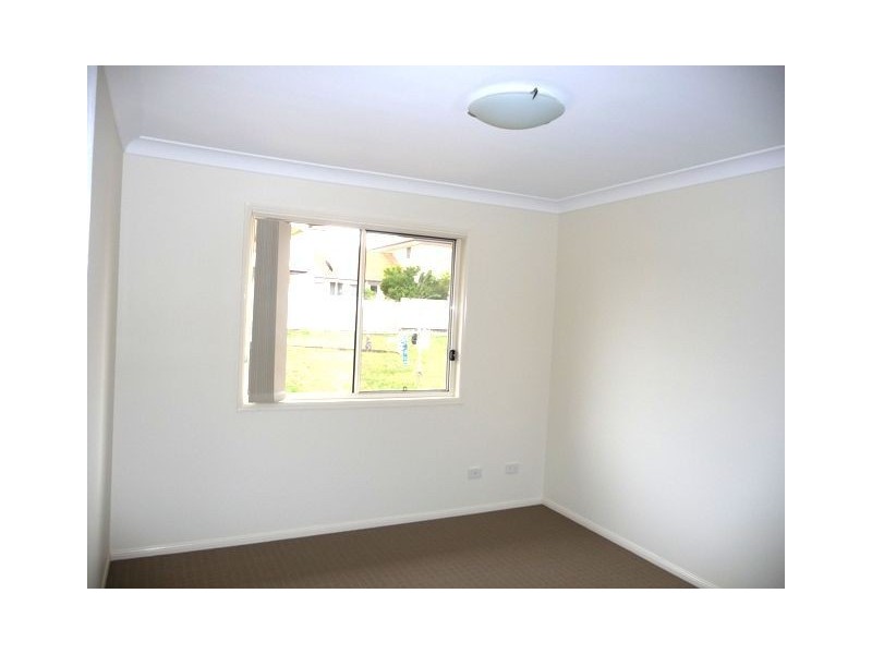 3/6 Butcher Ave, Lawnton QLD 4501