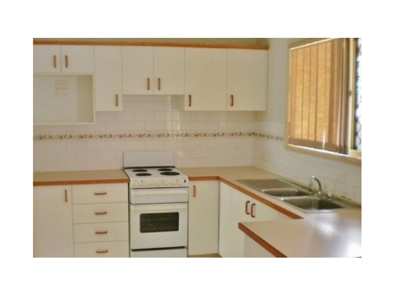 25 Goshawk Dr, Kallangur QLD 4503