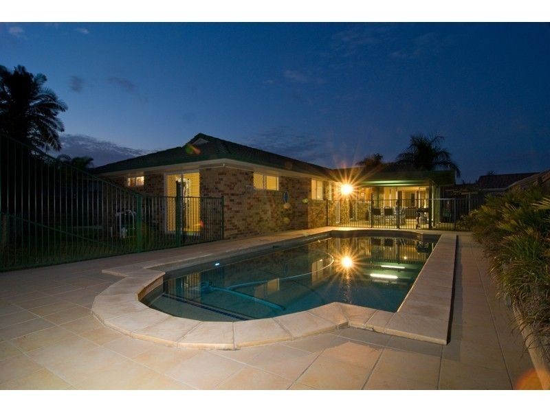 30 Tralee Pl, Parkinson QLD 4115