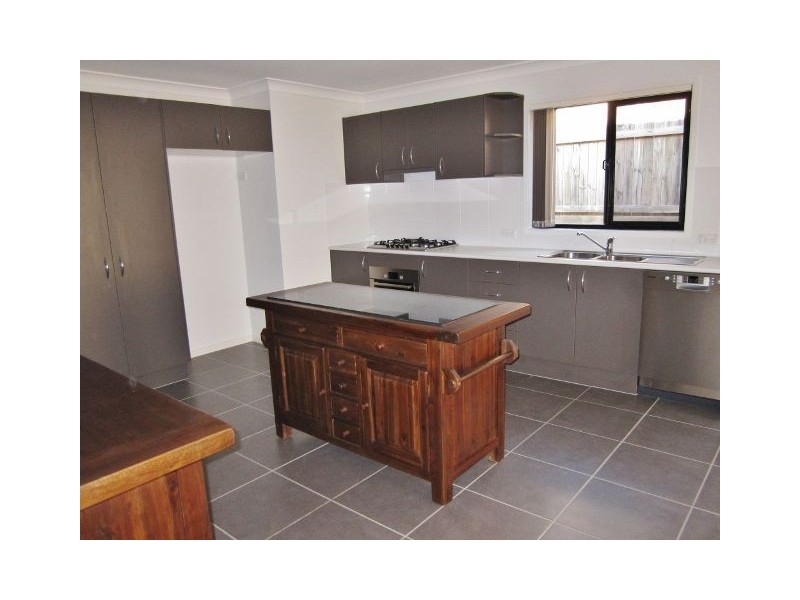 5 Cathy Way, Kallangur QLD 4503