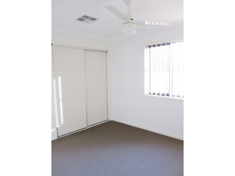 5 Cathy Way, Kallangur QLD 4503