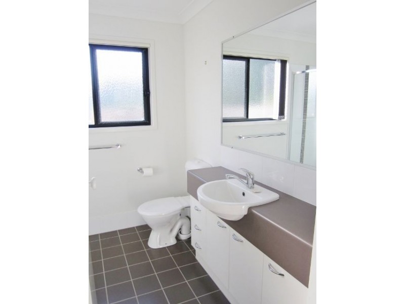 5 Cathy Way, Kallangur QLD 4503