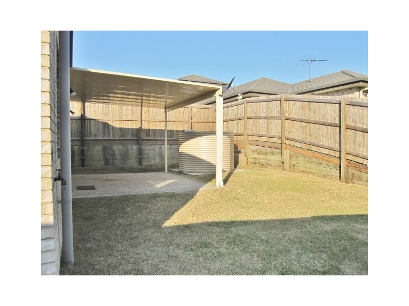 5 Cathy Way, Kallangur QLD 4503