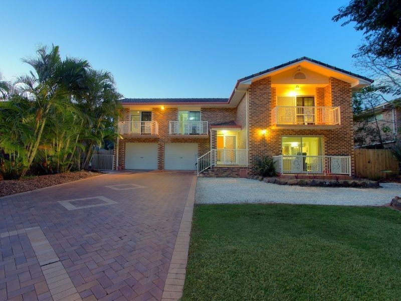 30 Faringdon St, Robertson QLD 4109